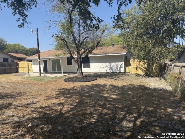 Image 28 of 31 For 4506 Amistad