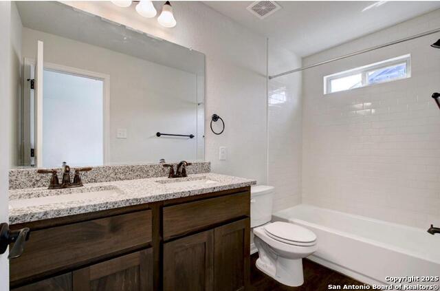 Image 2 of 11 For 10340 Lynwood Crk 102