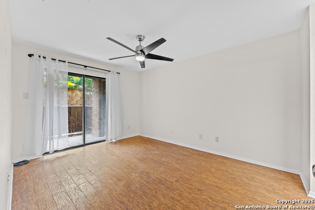 Image 11 of 27 For 4212 Medical Dr  413