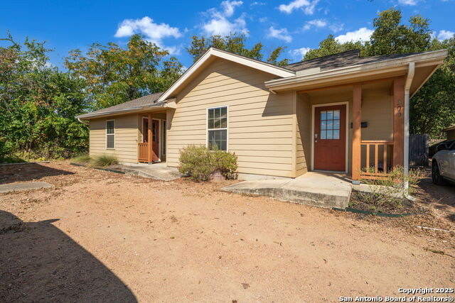 Details for 920 Blanco E, Boerne, TX 78006