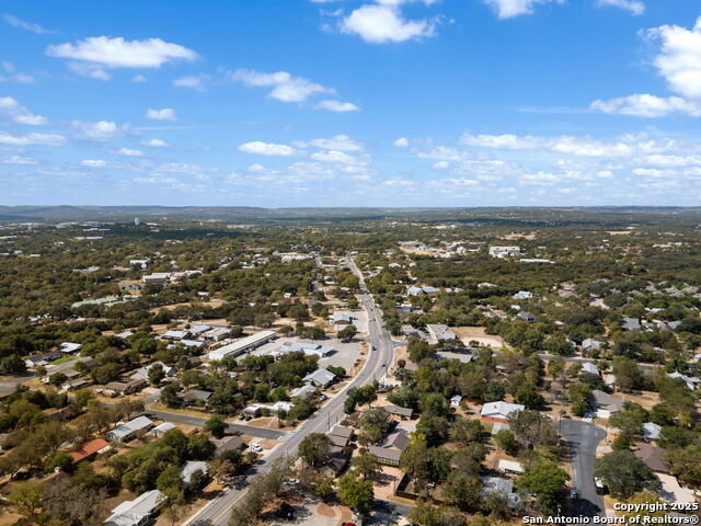 Listing photo id 36 for 920 Blanco E