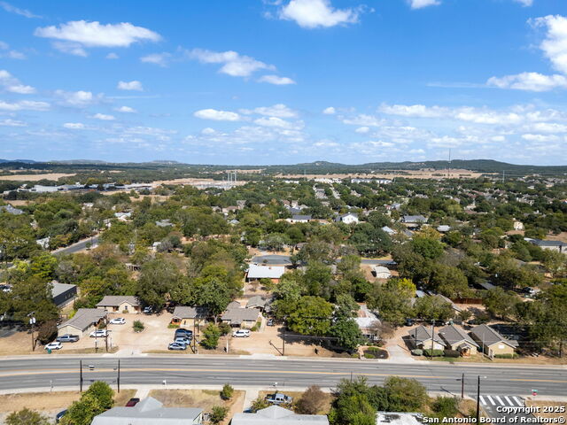 Listing photo id 38 for 920 Blanco E