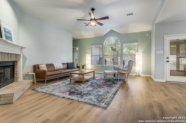 Image 8 of 22 For 2531 Hollow Village