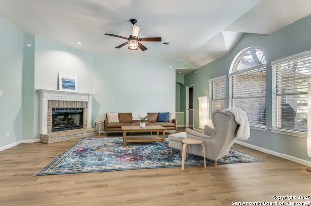 Image 9 of 22 For 2531 Hollow Village