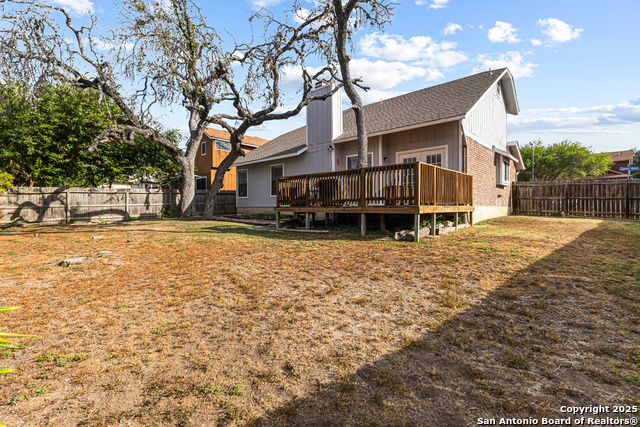 Listing photo id 27 for 5617 Timber Rain