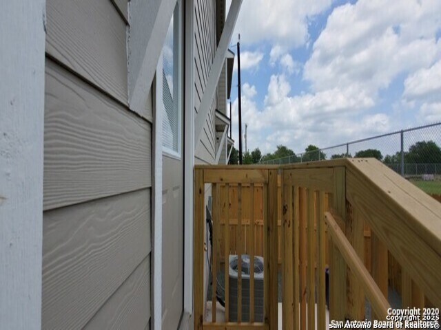 Image 29 of 32 For 16926 Spirit Brook  2