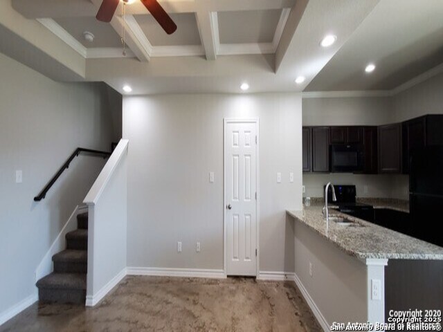 Image 4 of 32 For 16926 Spirit Brook  2