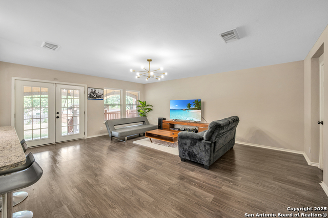 Image 13 of 43 For 11407 Amhurst