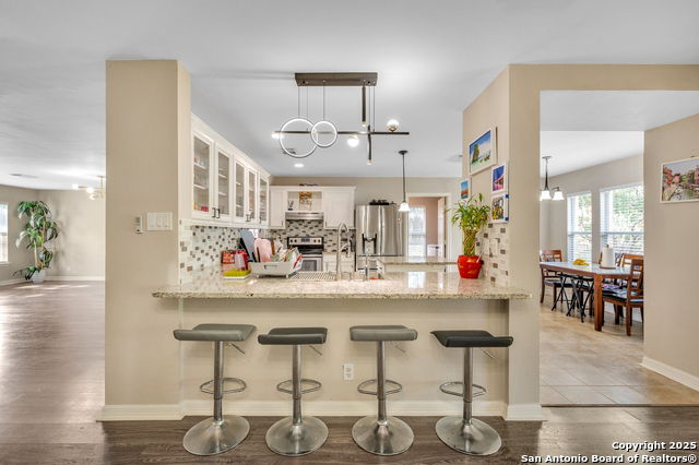 Image 17 of 43 For 11407 Amhurst