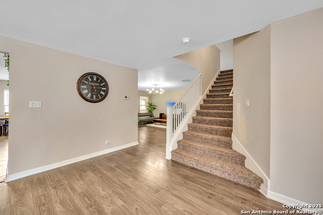 Image 27 of 43 For 11407 Amhurst