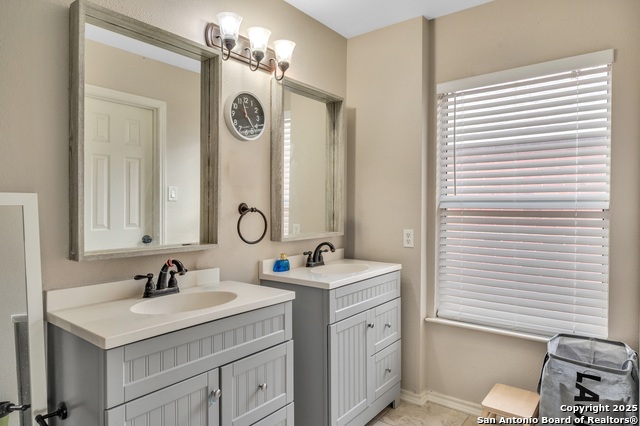 Image 32 of 43 For 11407 Amhurst