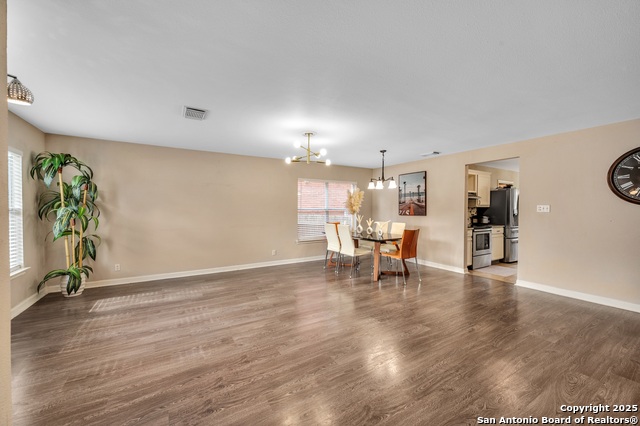 Image 8 of 43 For 11407 Amhurst