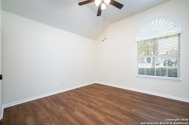 Image 23 of 42 For 963 River Rock