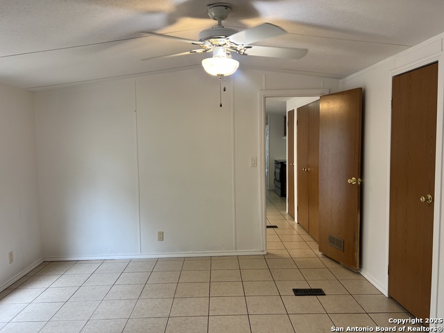 Image 26 of 31 For 222 Buckhorn