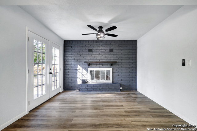 Image 18 of 33 For 5035 Wycliff