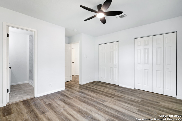 Image 20 of 33 For 5035 Wycliff