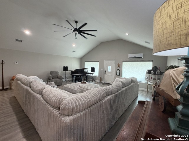 Image 6 of 38 For 1116 2nd S 