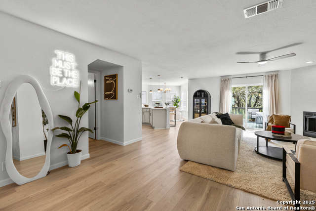 Image 18 of 46 For 2414 Melrose Canyon