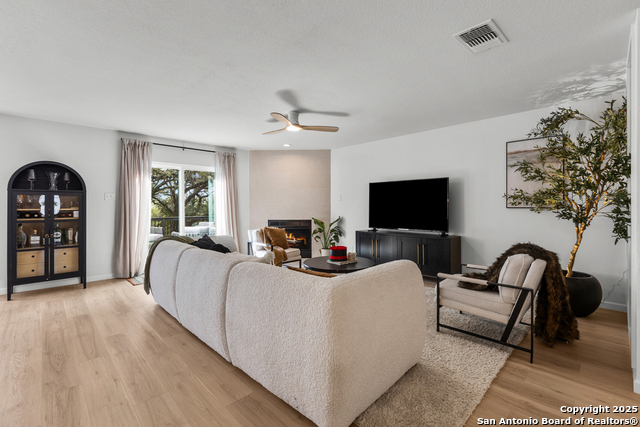 Image 9 of 46 For 2414 Melrose Canyon