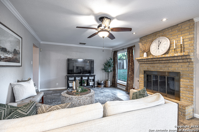 Image 20 of 45 For 15130 Mission Oaks