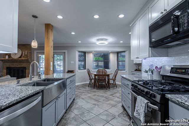 Image 24 of 45 For 15130 Mission Oaks