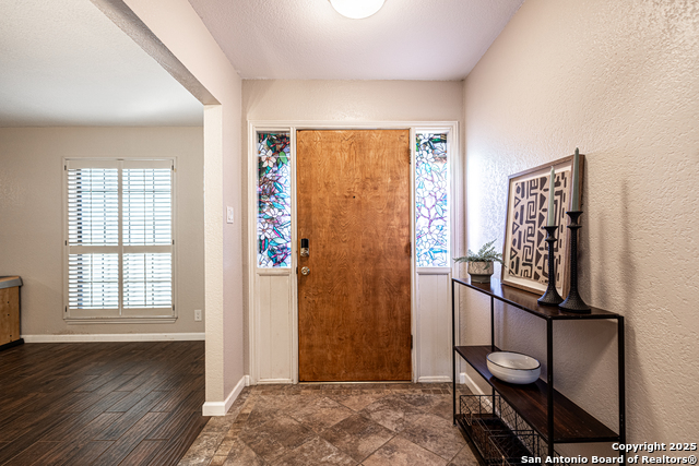 Image 27 of 45 For 15130 Mission Oaks