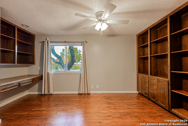 Image 35 of 45 For 15130 Mission Oaks