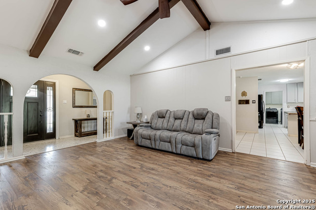 Listing photo id 6 for 5915 Rimkus  