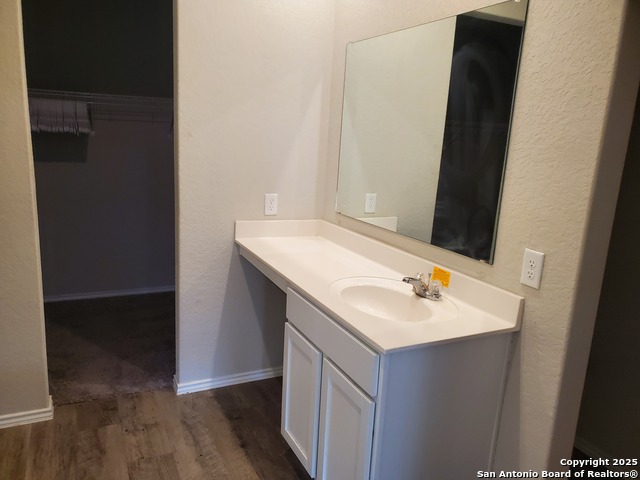 Image 11 of 12 For 3468 Redbud