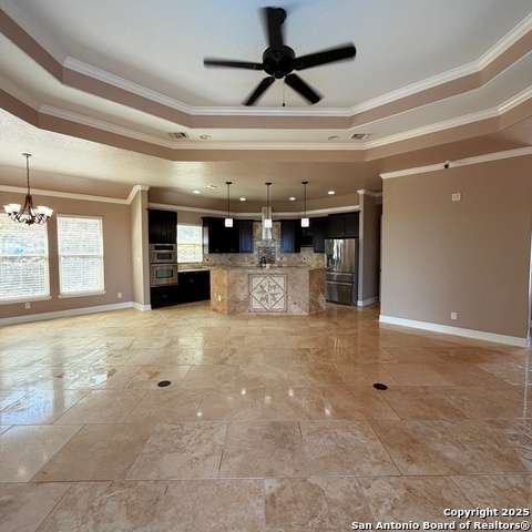 Listing photo id 3 for 24003 Verde River