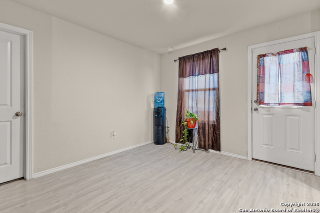 Image 13 of 21 For 5726 Leisure Cres