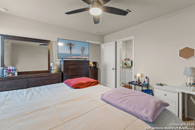 Image 15 of 21 For 5726 Leisure Cres