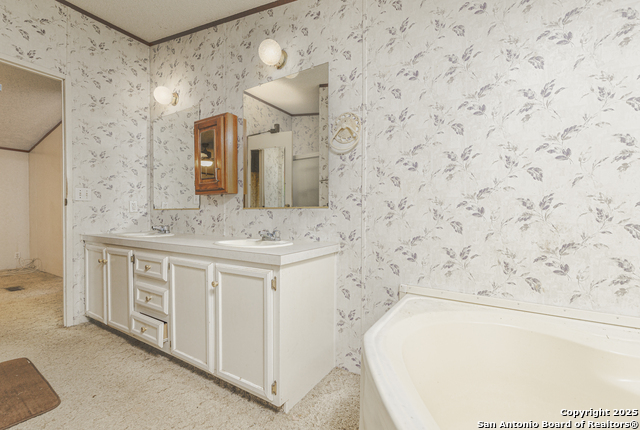 Image 15 of 34 For 13155 Laguna