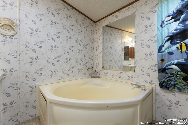 Image 16 of 34 For 13155 Laguna