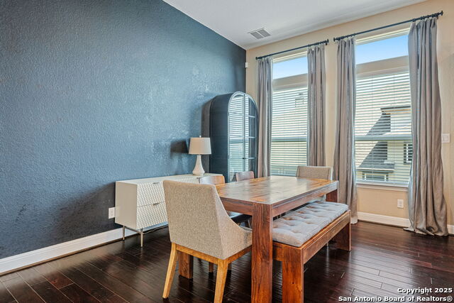 Listing photo id 12 for 8526 Nichols Rim