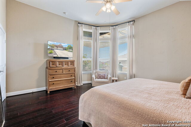 Listing photo id 14 for 8526 Nichols Rim