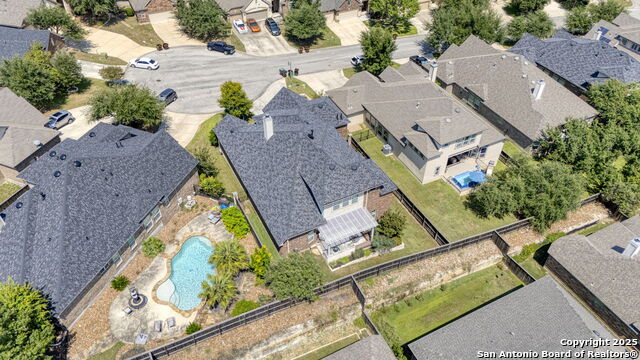 Listing photo id 35 for 8526 Nichols Rim