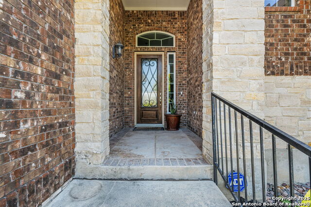 Listing photo id 3 for 8526 Nichols Rim