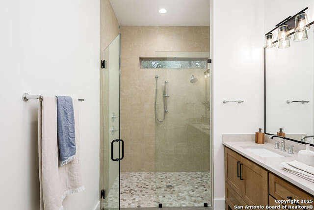 Image 28 of 48 For 24351 Tres Arroyos