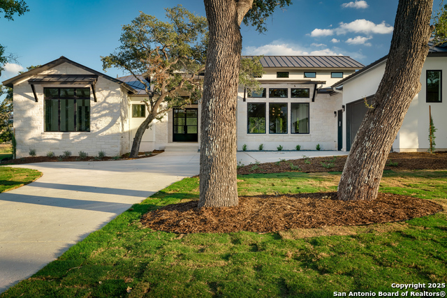 Image 2 of 40 For 24403 Tres Arroyos