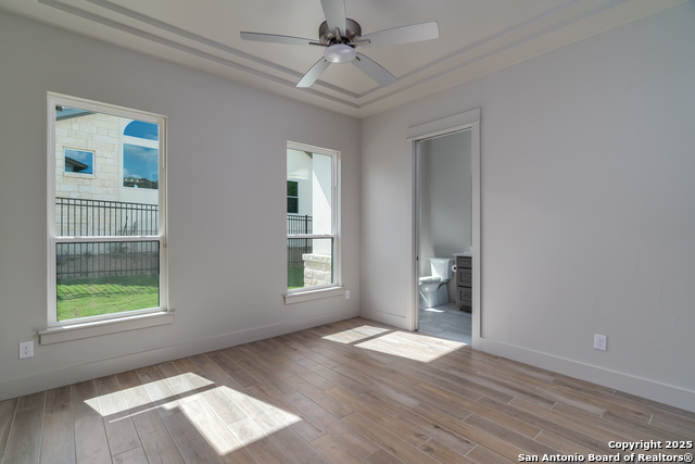 Image 32 of 40 For 24403 Tres Arroyos