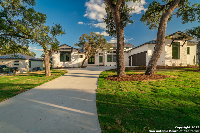 Image 4 of 40 For 24403 Tres Arroyos