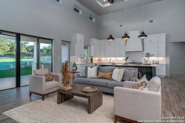 Image 8 of 40 For 24403 Tres Arroyos