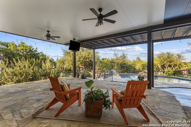 Image 21 of 51 For 1023 Silent Hollow