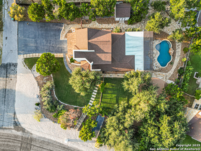 Image 35 of 51 For 1023 Silent Hollow