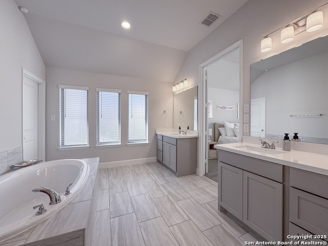 Image 18 of 52 For 4420 Amen Corner