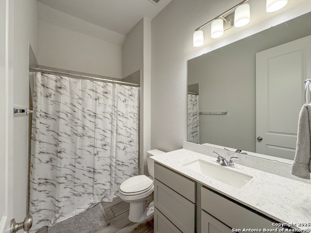 Image 24 of 52 For 4420 Amen Corner