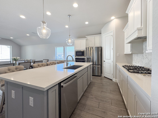 Image 3 of 52 For 4420 Amen Corner