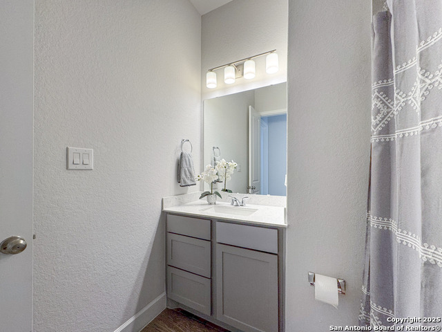 Image 30 of 52 For 4420 Amen Corner