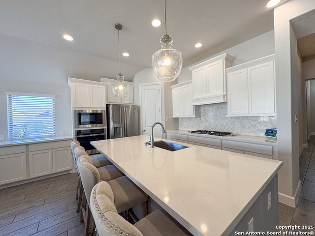 Image 4 of 52 For 4420 Amen Corner